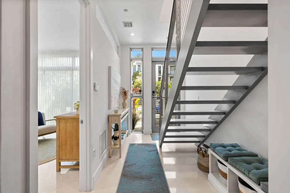 705 BRINY AVENUE Pompano Beach, FL 33062