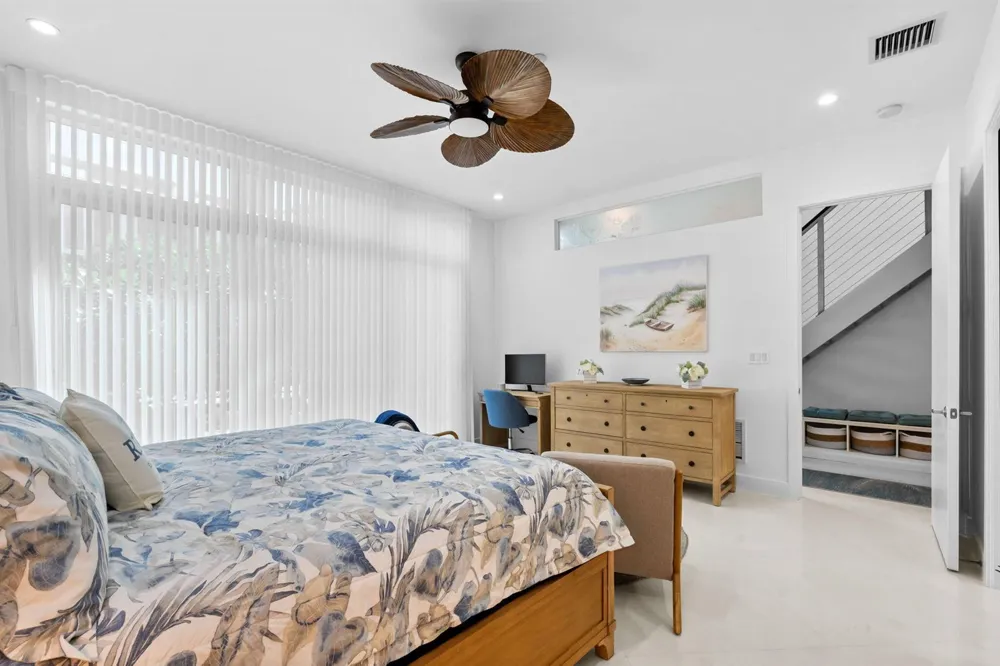 705 BRINY AVENUE Pompano Beach, FL 33062