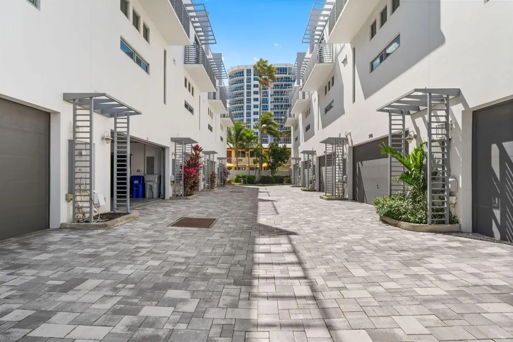 705 BRINY AVENUE Pompano Beach, FL 33062