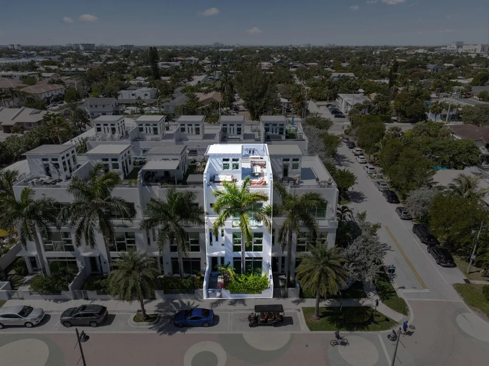 705 BRINY AVENUE Pompano Beach, FL 33062