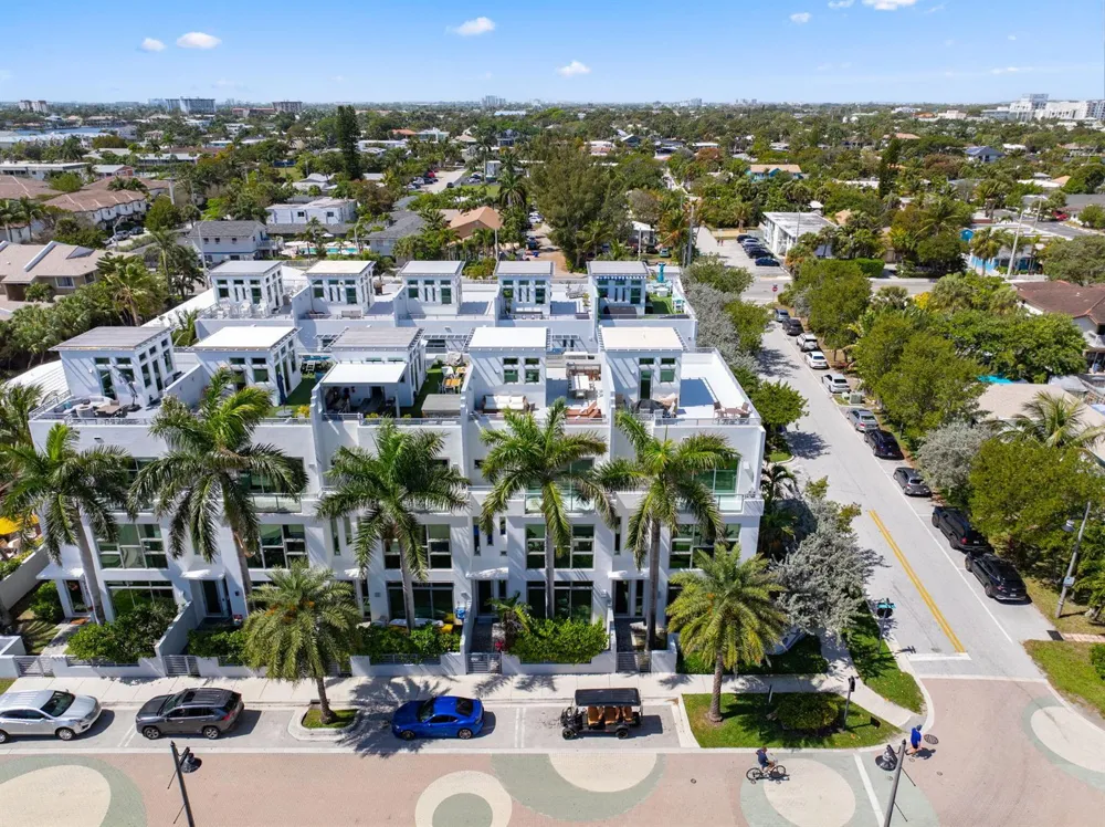 705 BRINY AVENUE Pompano Beach, FL 33062