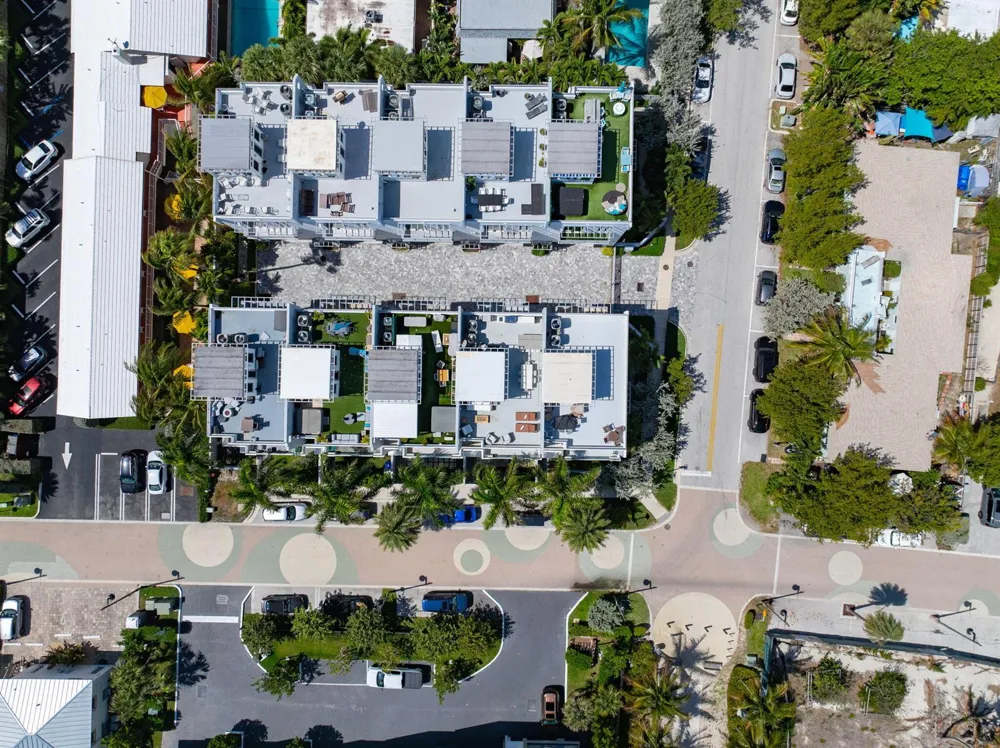 705 BRINY AVENUE Pompano Beach, FL 33062