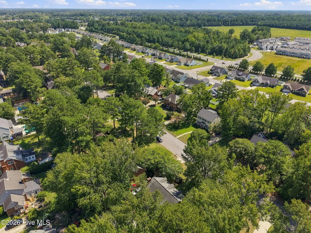 602 Kempton Drive Greenville, NC 27834