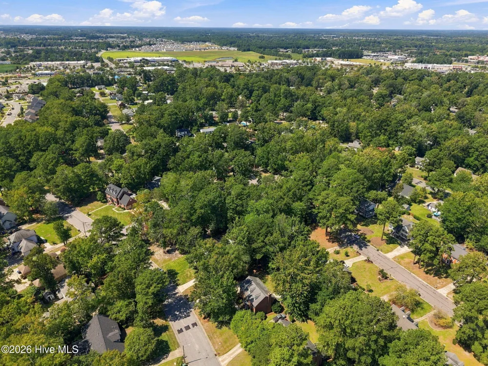 602 Kempton Drive Greenville, NC 27834