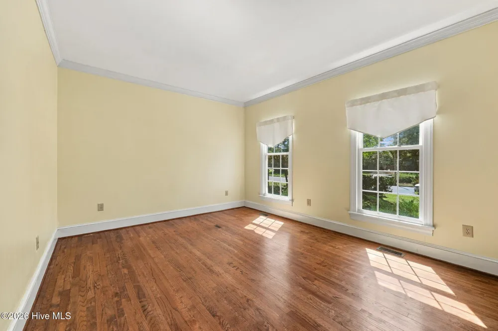 602 Kempton Drive Greenville, NC 27834