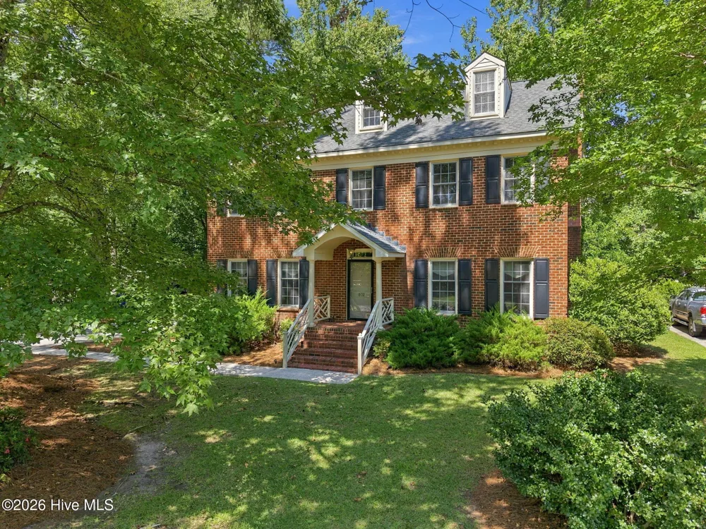 602 Kempton Drive Greenville, NC 27834