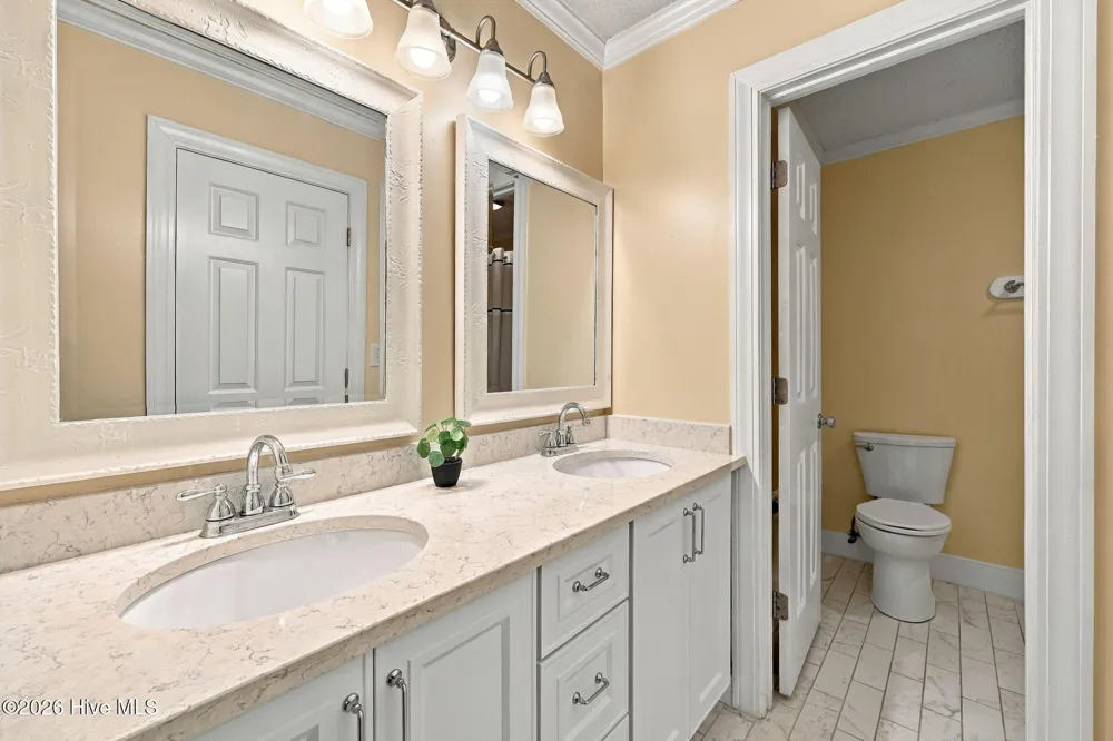 602 Kempton Drive Greenville, NC 27834