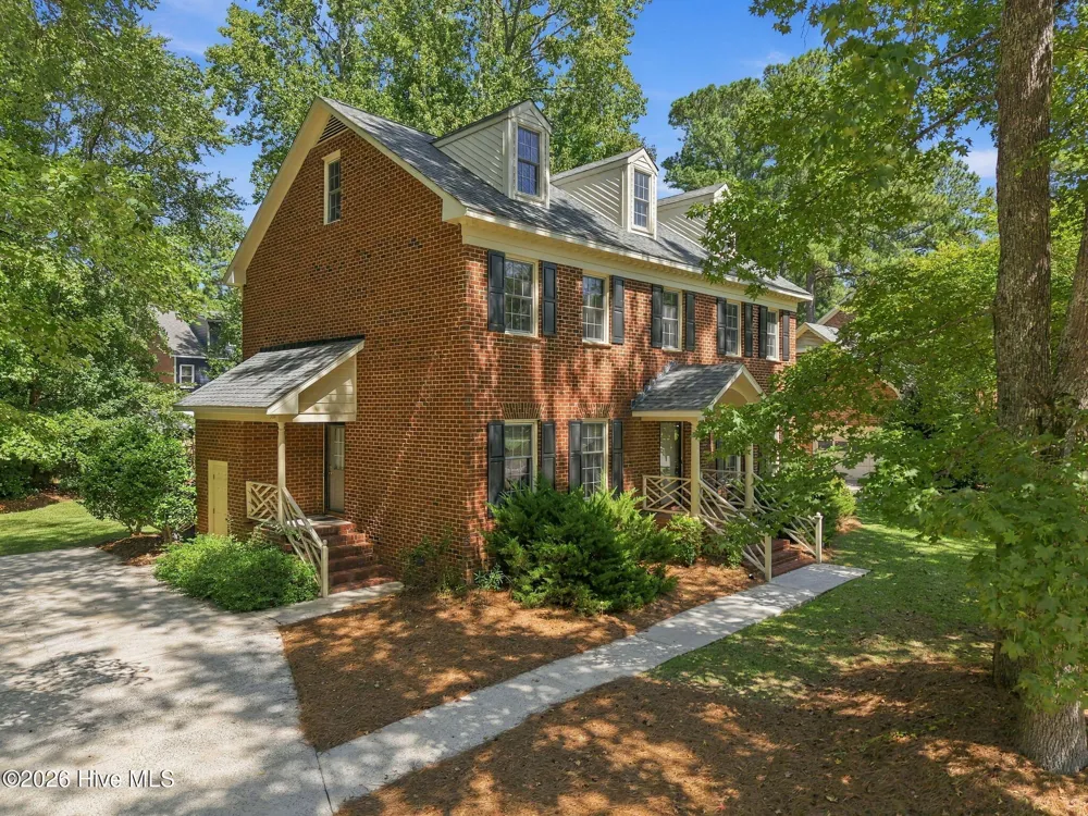 602 Kempton Drive Greenville, NC 27834