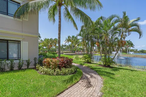 2810 Grande Parkway #107