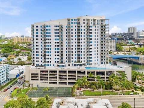 10 SW South River Dr #1703