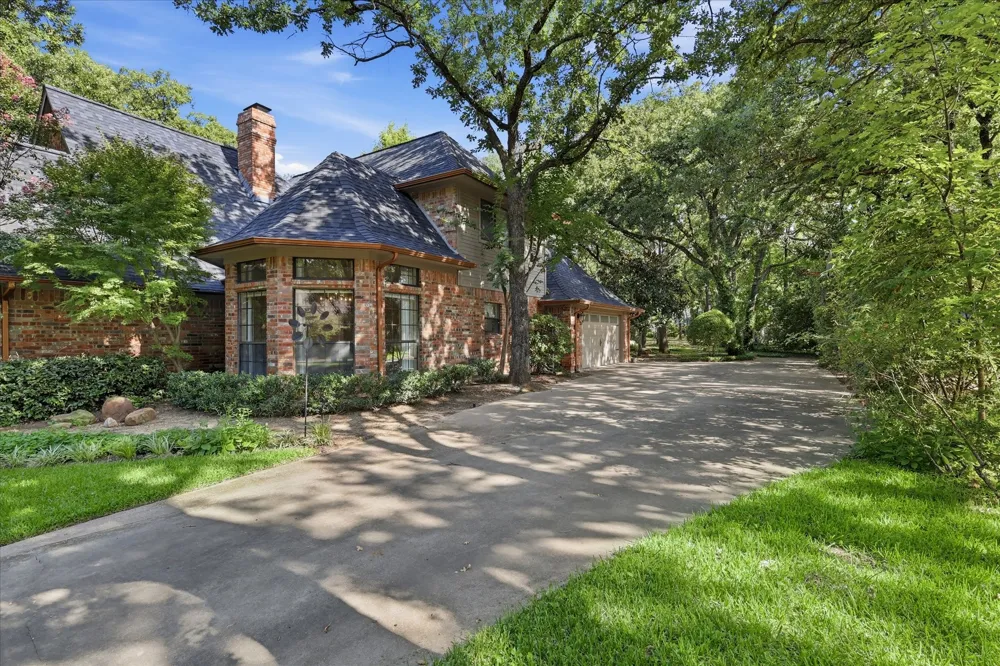 3379 Forest Glen Drive Corinth, TX 76210
