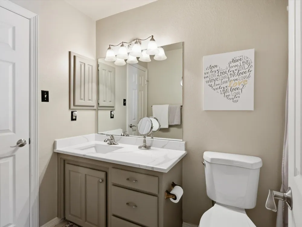 3379 Forest Glen Drive Corinth, TX 76210