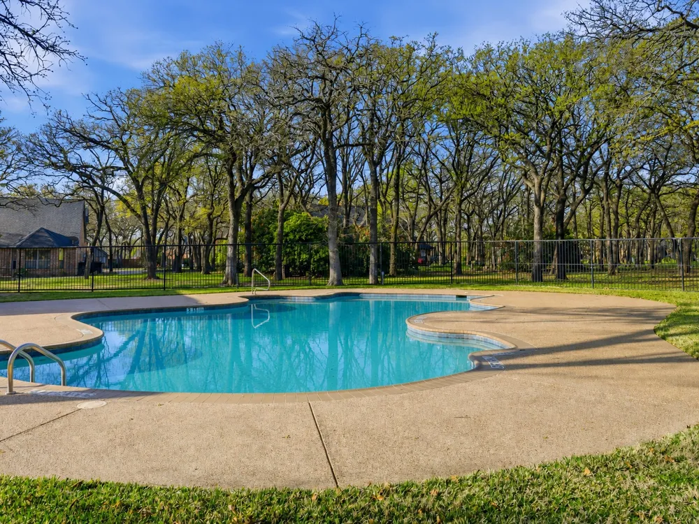 3379 Forest Glen Drive Corinth, TX 76210