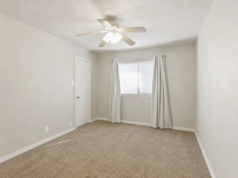3379 Forest Glen Drive Corinth, TX 76210