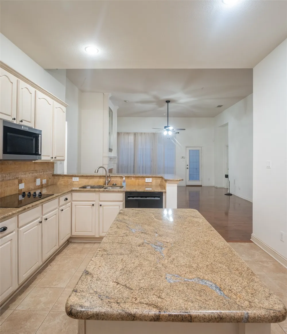 742 Yellowstone Drive Allen, TX 75002