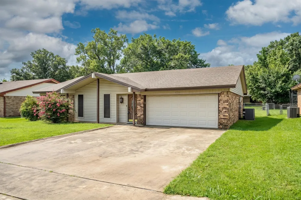 436 E Hill Street Keller, TX 76248
