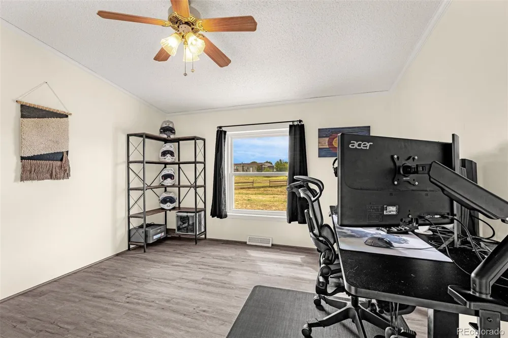 6015 Peerless Farms Road Peyton, CO 80831