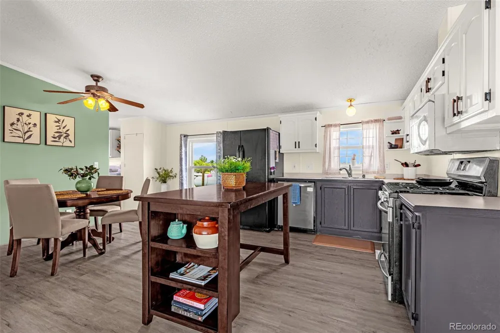 6015 Peerless Farms Road Peyton, CO 80831