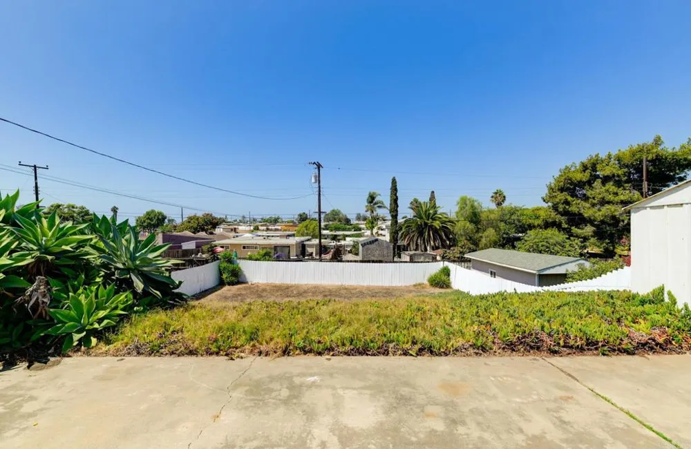 942 Helix Avenue Chula Vista, CA 91911