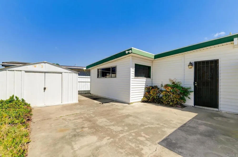 942 Helix Avenue Chula Vista, CA 91911