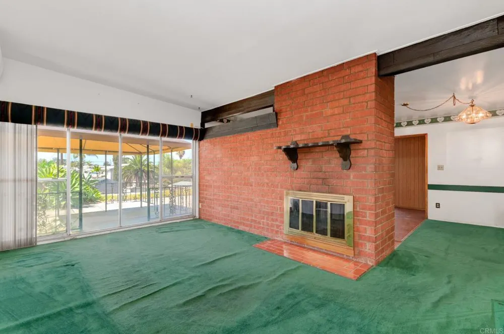 942 Helix Avenue Chula Vista, CA 91911