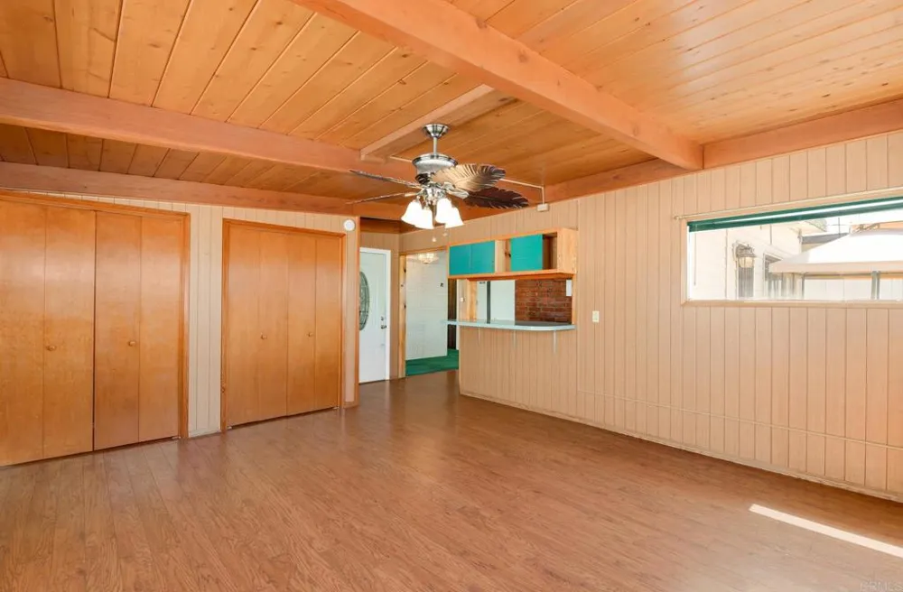 942 Helix Avenue Chula Vista, CA 91911