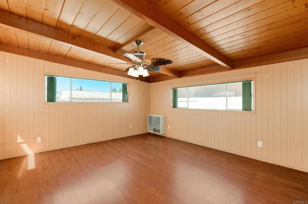 942 Helix Avenue Chula Vista, CA 91911