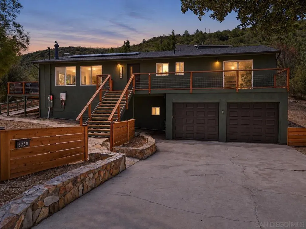 3250 Salton Vista Drive Julian, CA 92036