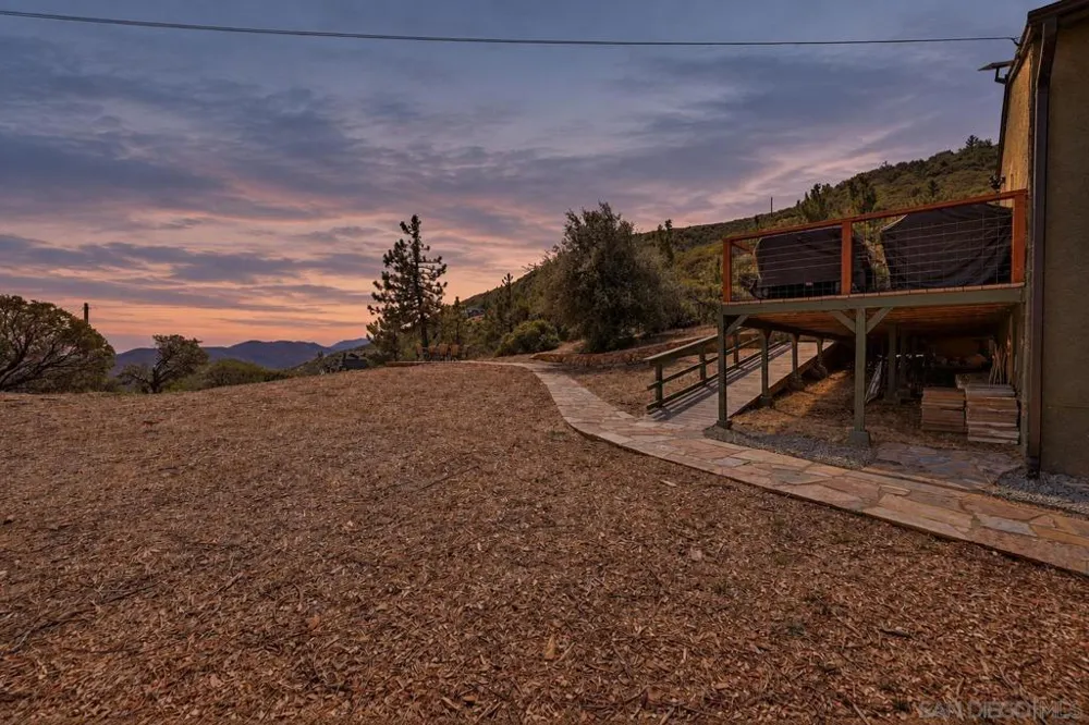 3250 Salton Vista Drive Julian, CA 92036