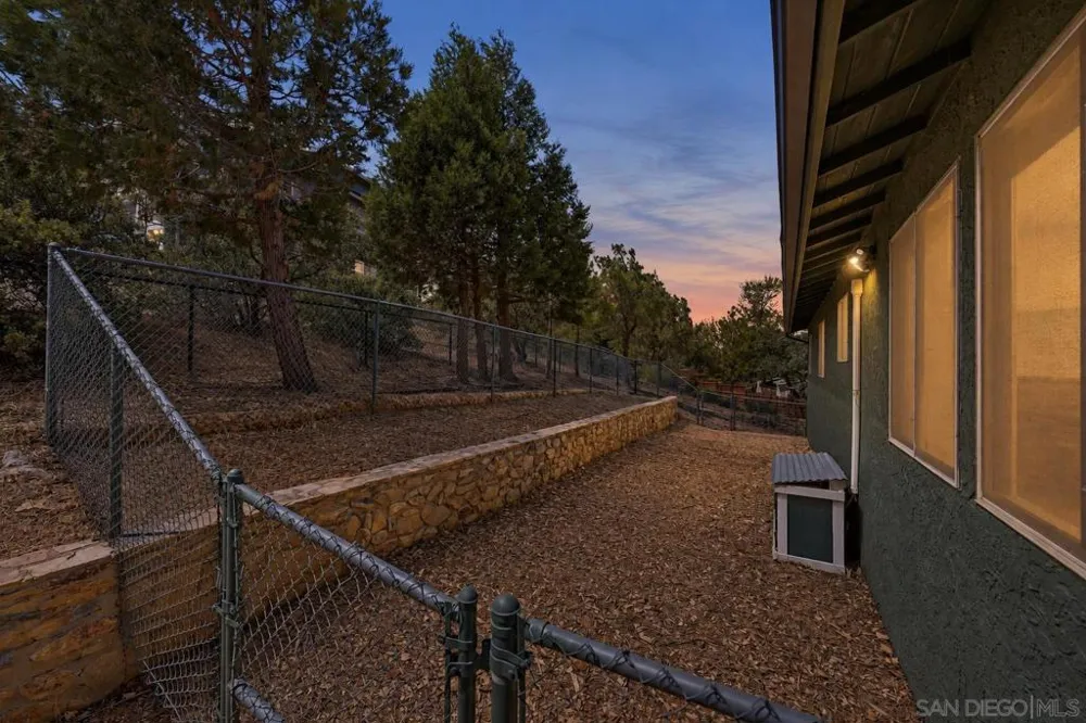 3250 Salton Vista Drive Julian, CA 92036