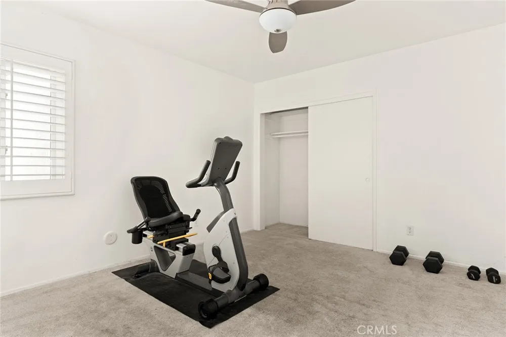 13042 Aetna Street Valley Glen, CA 91401