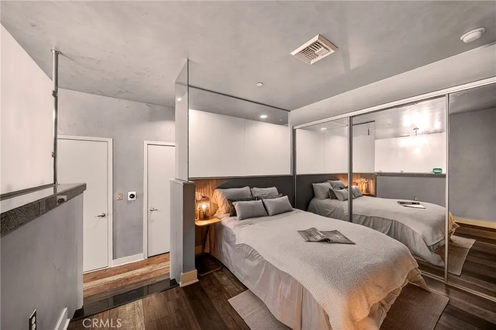 3810 Wilshire Boulevard #909 Los Angeles, CA 90010