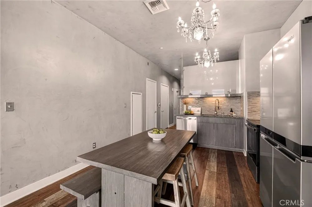 3810 Wilshire Boulevard #909 Los Angeles, CA 90010