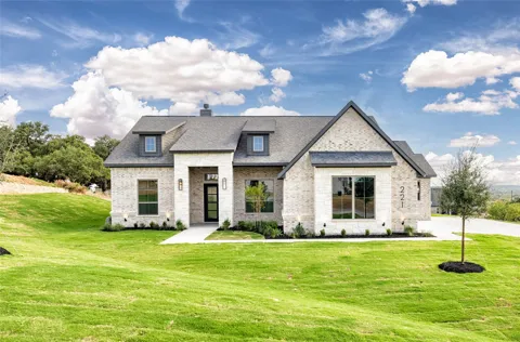 221 Oak Meadow Lane