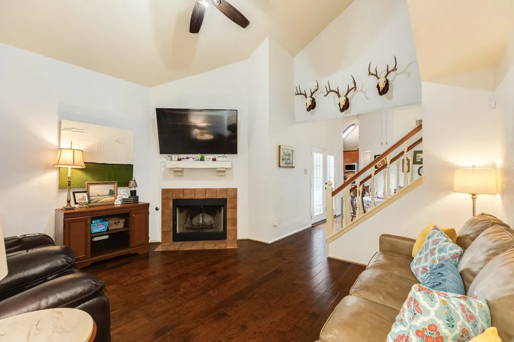 108 Coffee Lane Lake Jackson, TX 77566