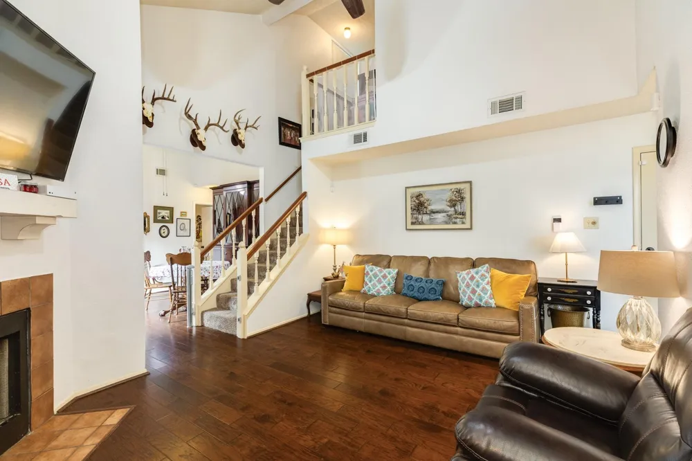 108 Coffee Lane Lake Jackson, TX 77566