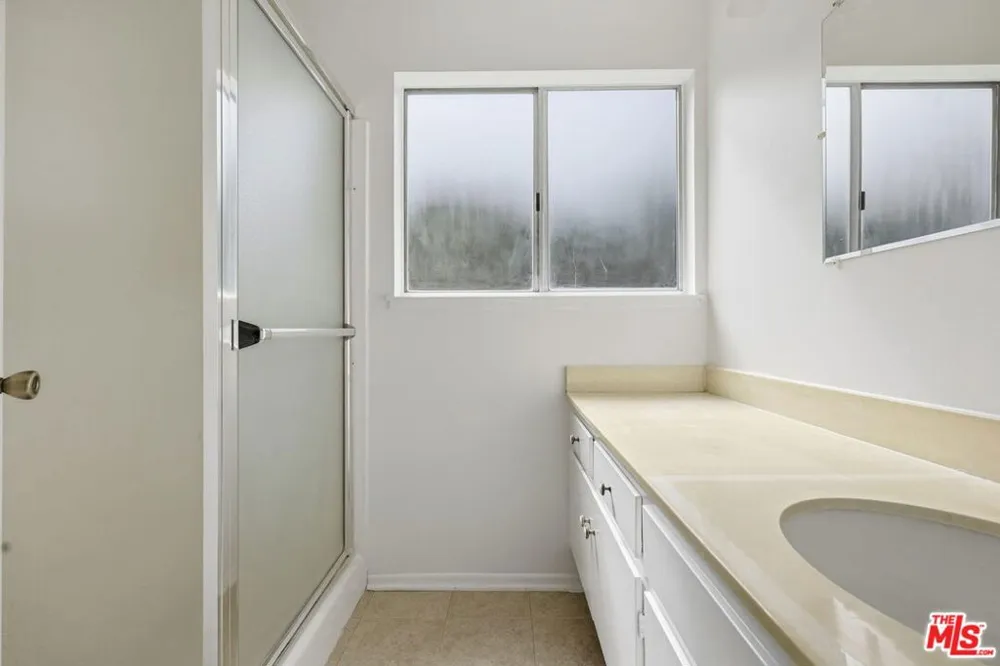 3530 Via Marina Avenue Oxnard, CA 93035