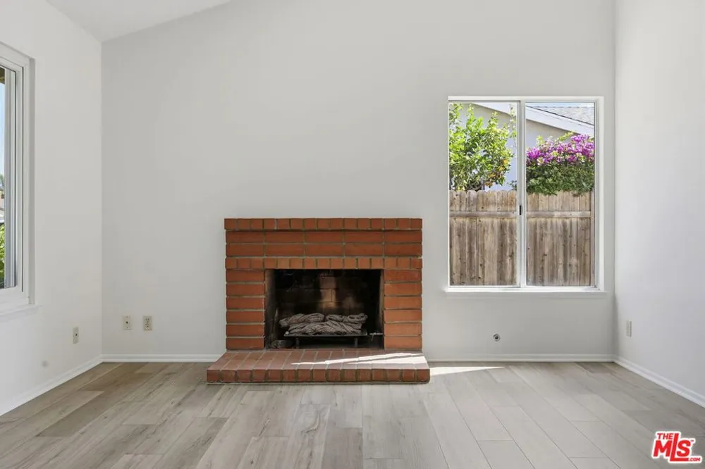 3530 Via Marina Avenue Oxnard, CA 93035