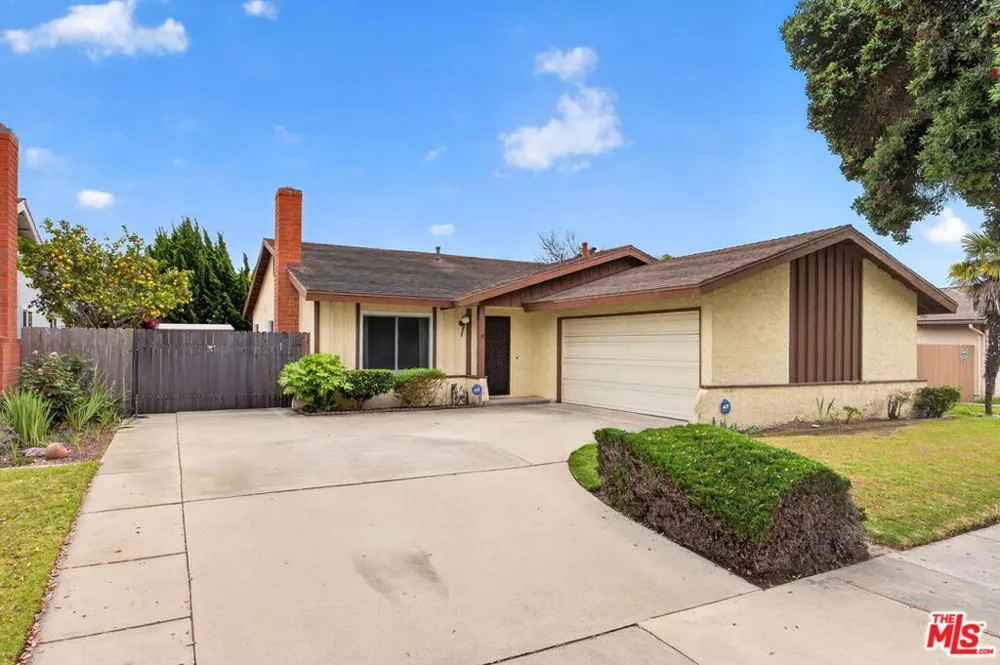 3530 Via Marina Avenue Oxnard, CA 93035