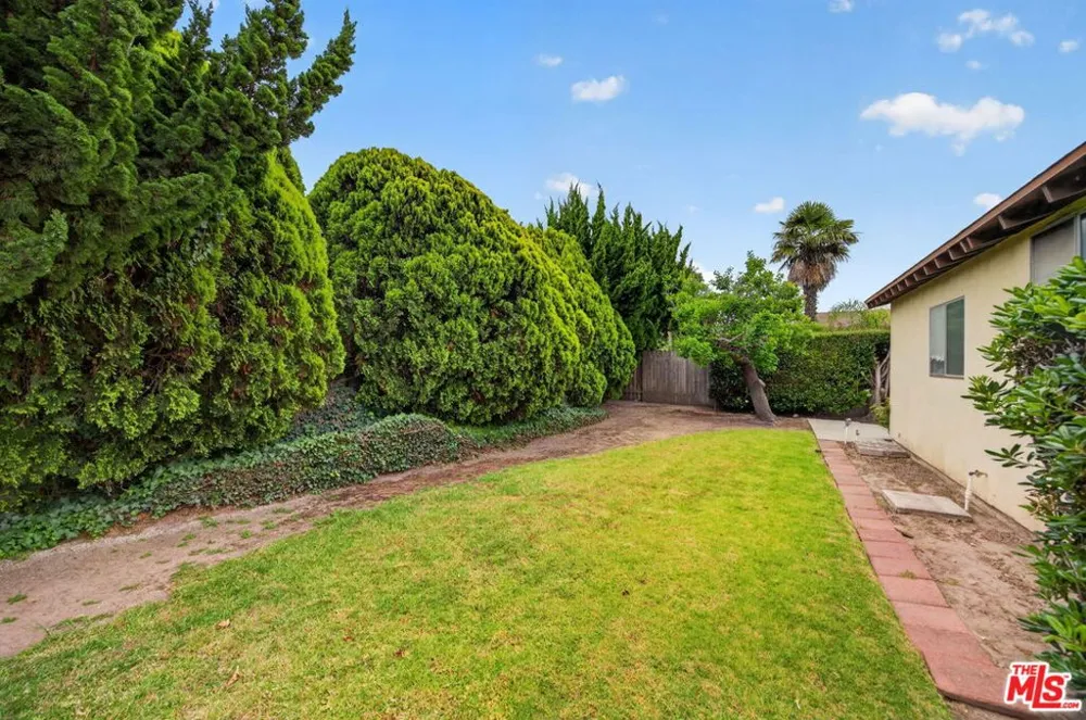 3530 Via Marina Avenue Oxnard, CA 93035