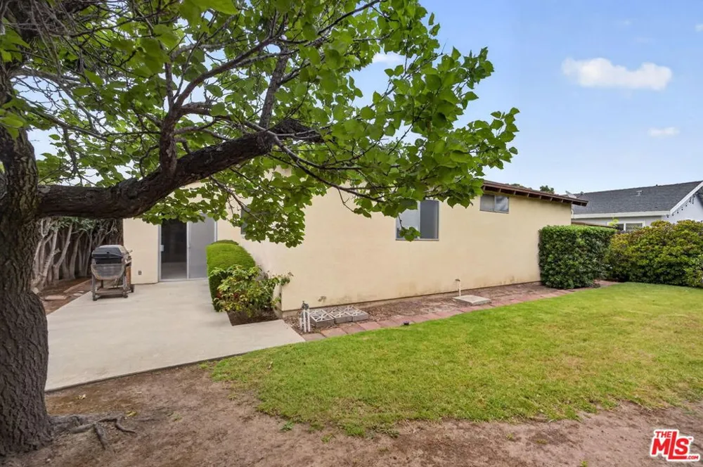 3530 Via Marina Avenue Oxnard, CA 93035