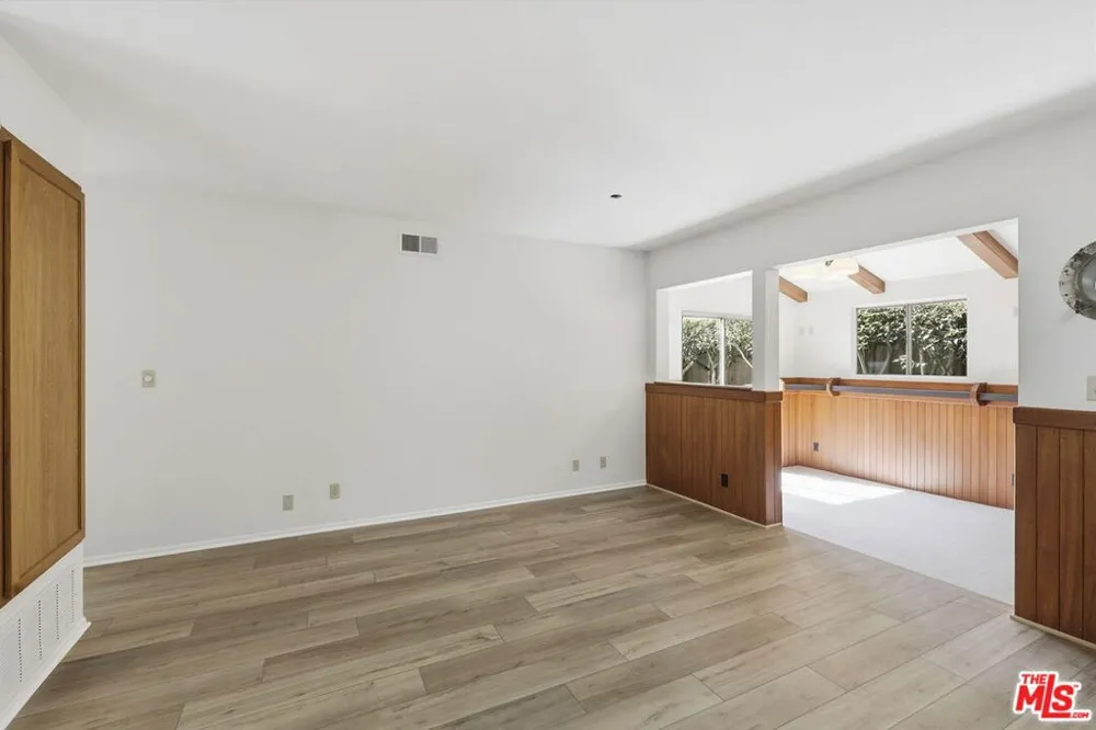 3530 Via Marina Avenue Oxnard, CA 93035