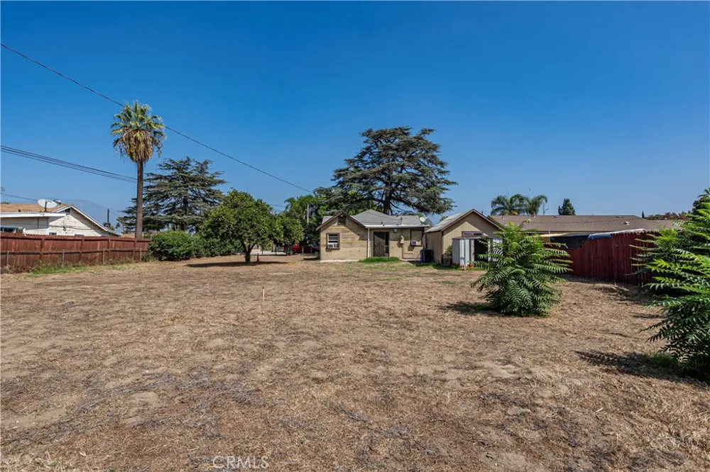 11704 Emery Street El Monte, CA 91732