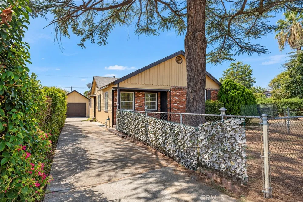 11704 Emery Street El Monte, CA 91732