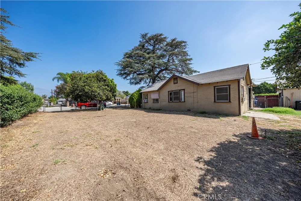 11704 Emery Street El Monte, CA 91732