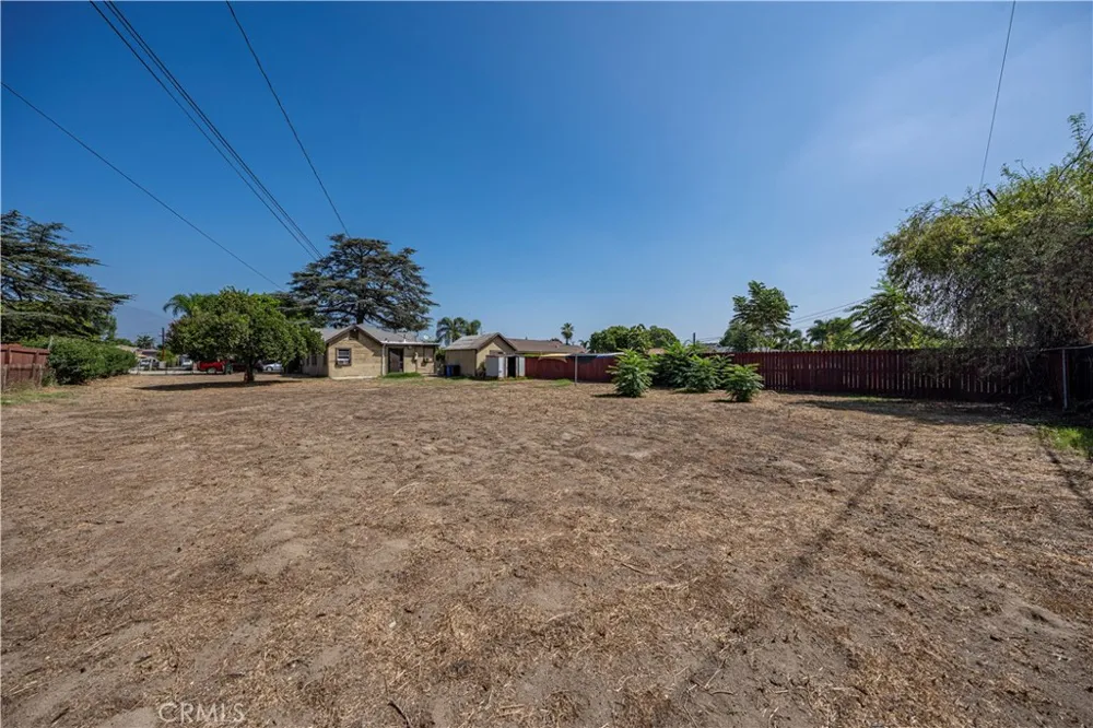 11704 Emery Street El Monte, CA 91732