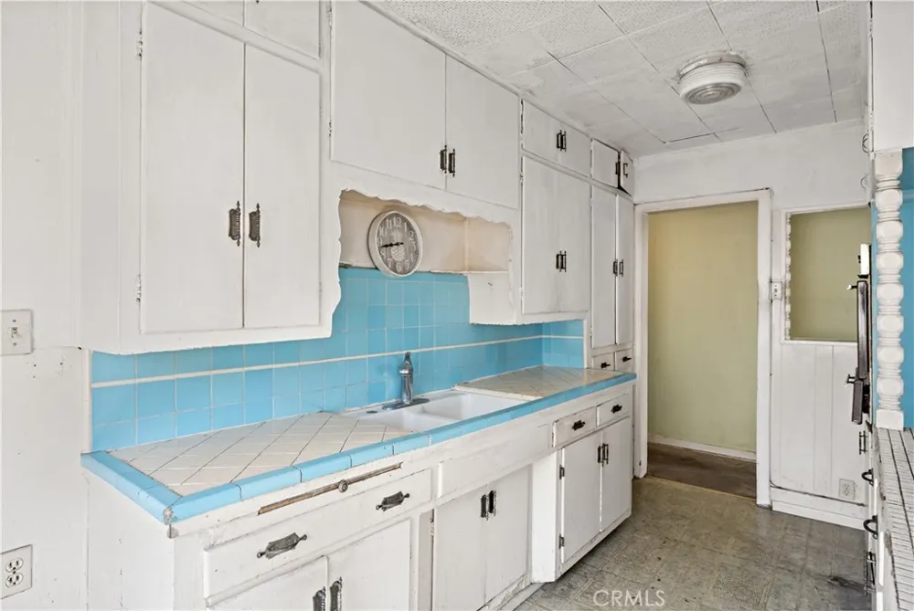 11704 Emery Street El Monte, CA 91732