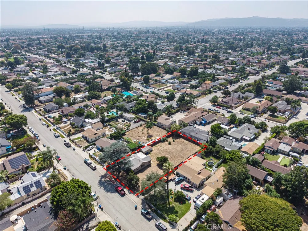 11704 Emery Street El Monte, CA 91732