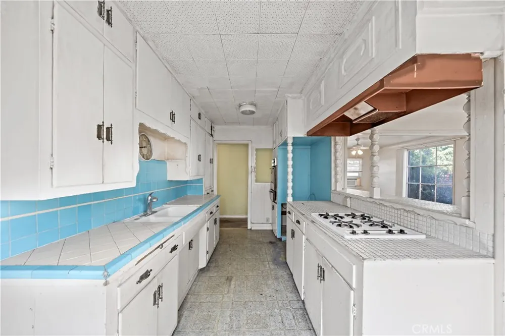 11704 Emery Street El Monte, CA 91732
