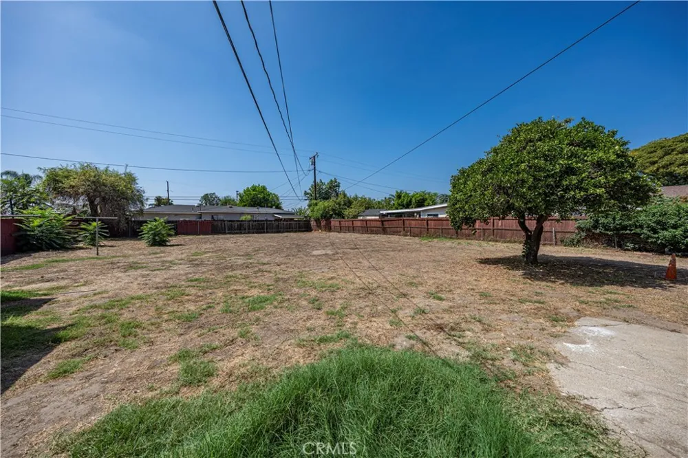 11704 Emery Street El Monte, CA 91732